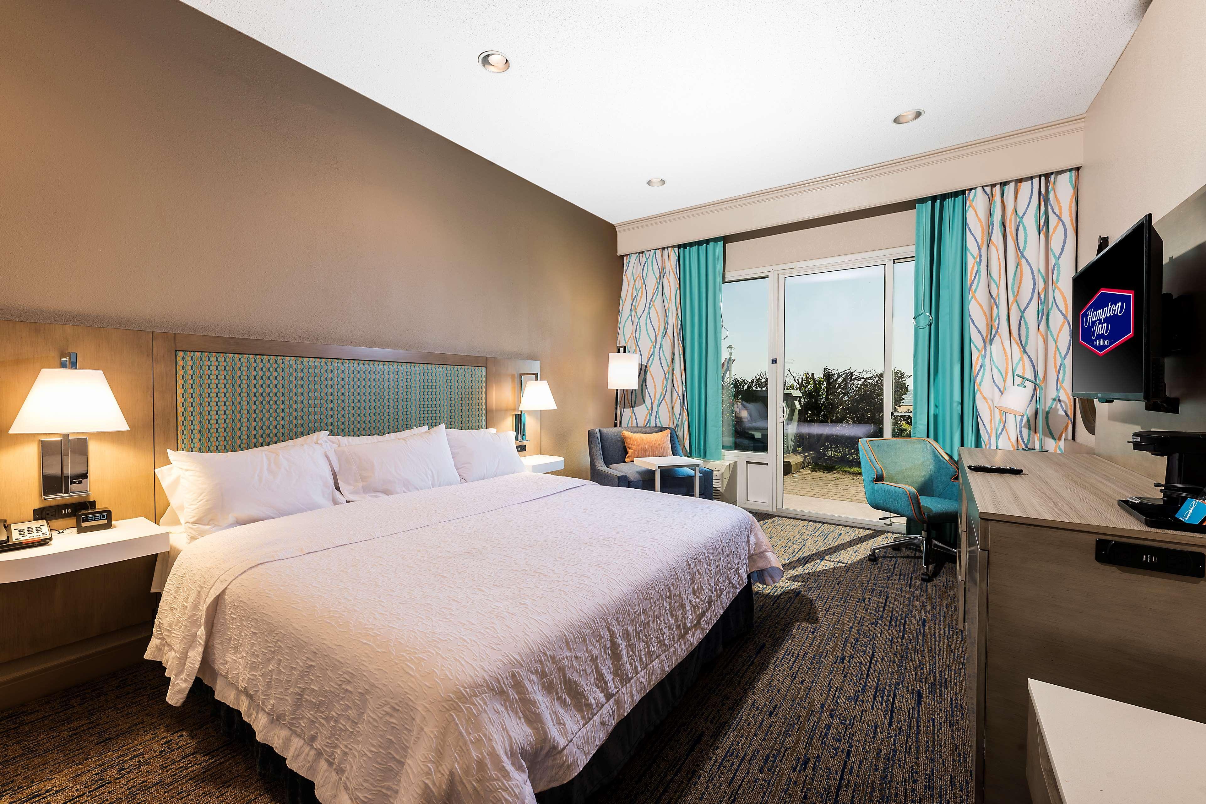 Hampton Inn Virginia Beach Oceanfront North Екстер'єр фото
