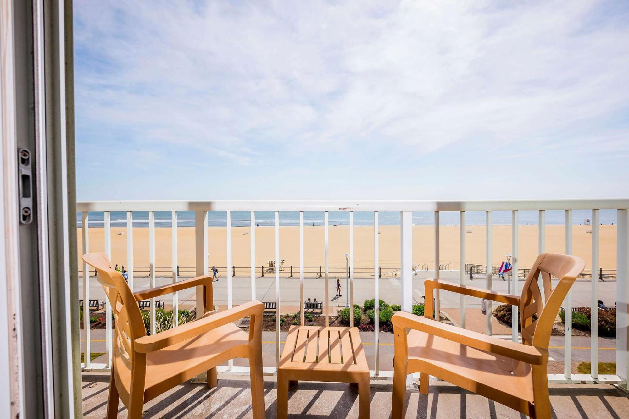 Hampton Inn Virginia Beach Oceanfront North Екстер'єр фото