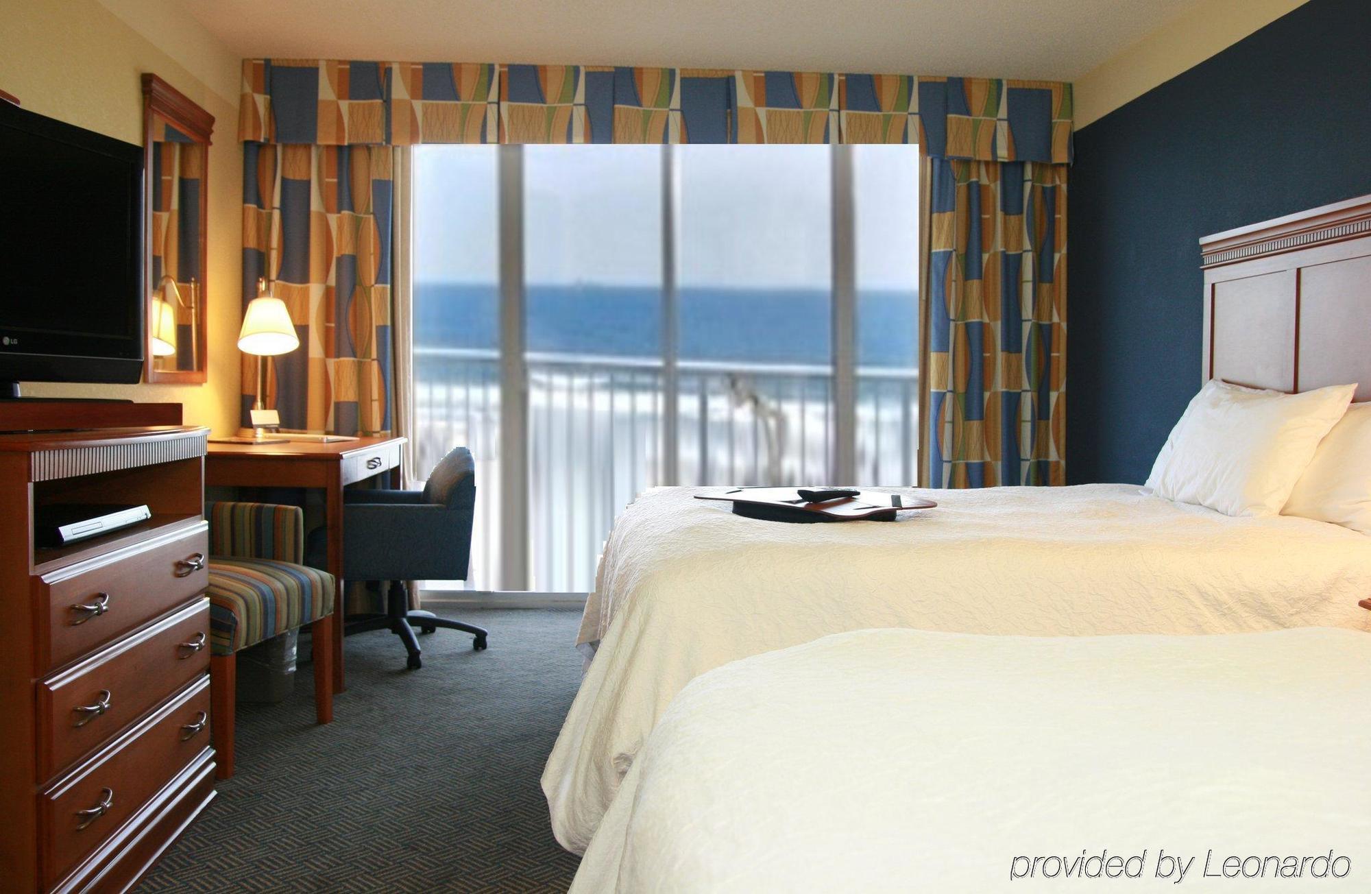 Hampton Inn Virginia Beach Oceanfront North Екстер'єр фото